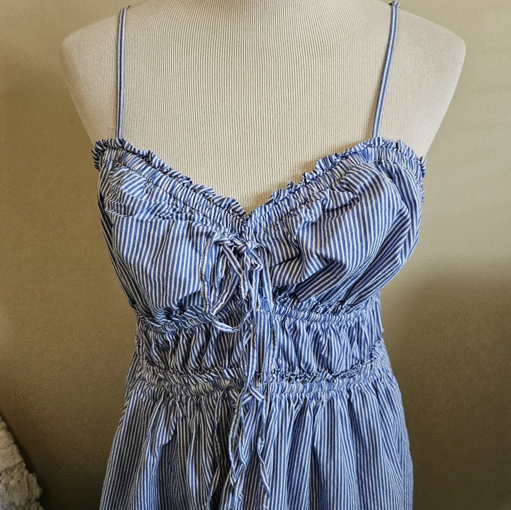 Free Asembley Blue and White Stripped Dress 100% Rayon Size Large. - Picture 9 of 16